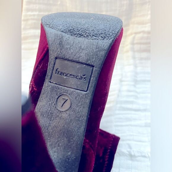 Francescas red velvet boots! Brand new perfect condition; Size 7 - Picture 6 of 7
